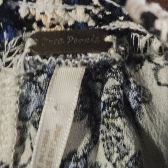 Free People Women’s Floral Tunic Blue M Cottagecore, Indie Vanguard, Whimsygoth - Picture 4 of 13